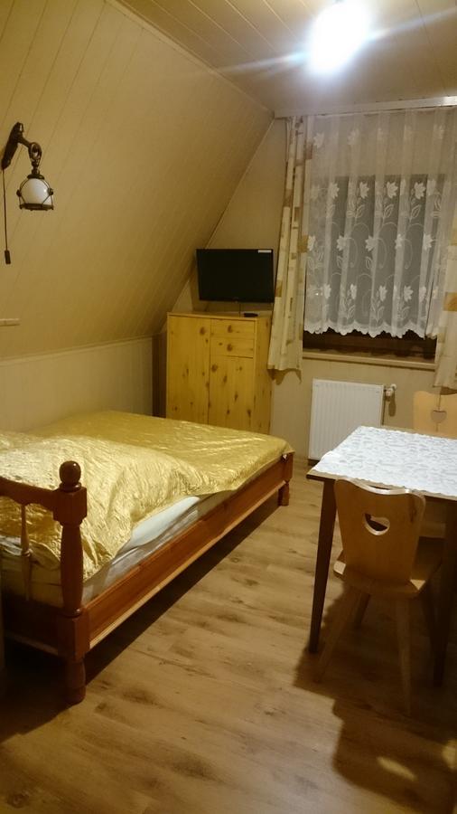 Pokoje Goscinne Pod Grapa Zakopane Habitación foto
